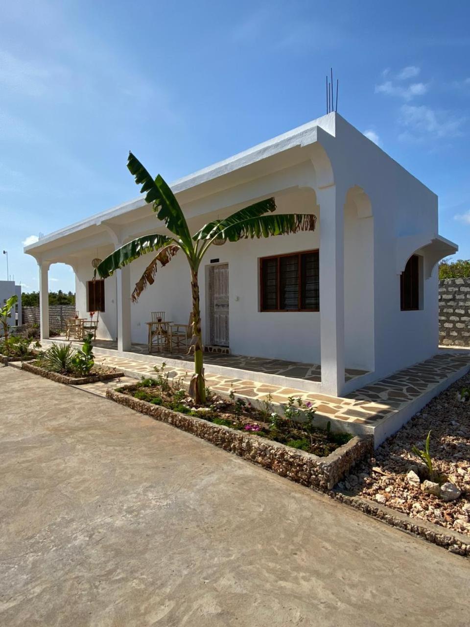 مبيت وإفطار واتامو Red Land House المظهر الخارجي الصورة